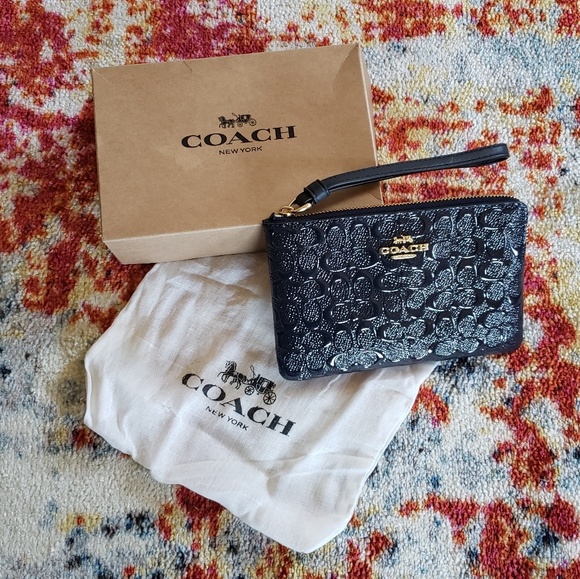 NWT Navy Blue Coach Wristlet Wallet - Picture 3 of 3